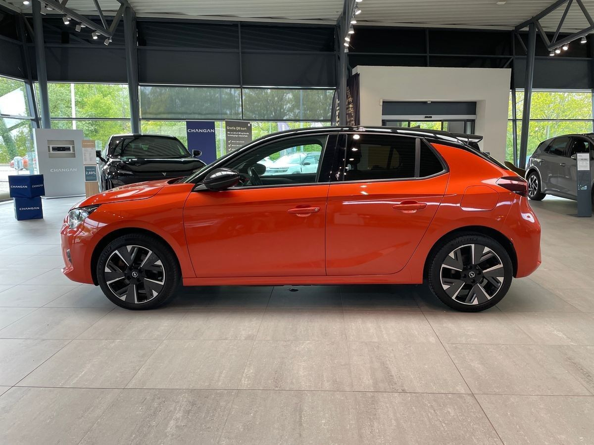Orange Opel Corsa-e fra 2021