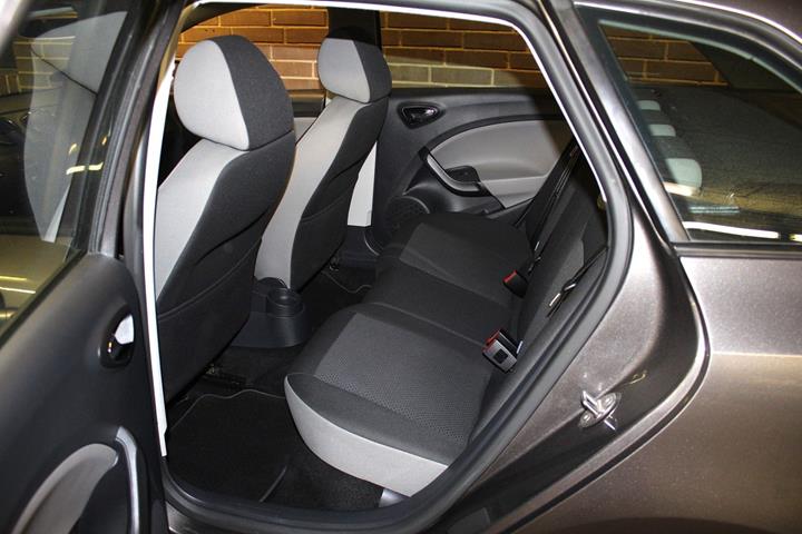 Grå Seat Ibiza fra 2016