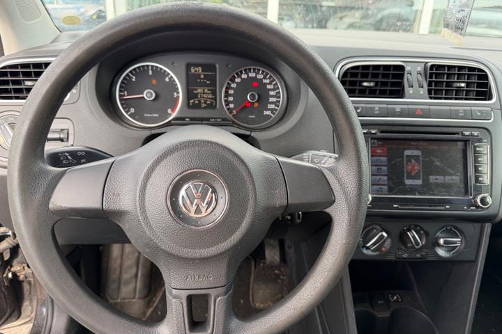 Sort VW Polo fra 2010