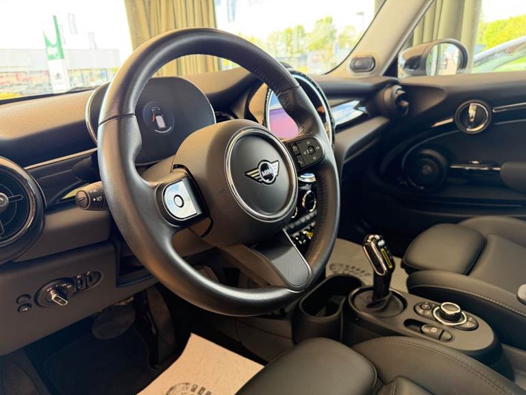 Mini Cooper SE Maximise