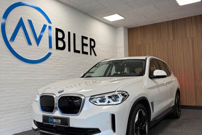 Hvid BMW iX3 fra 2022