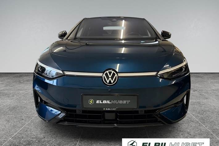 Blå VW ID.7 fra 2024