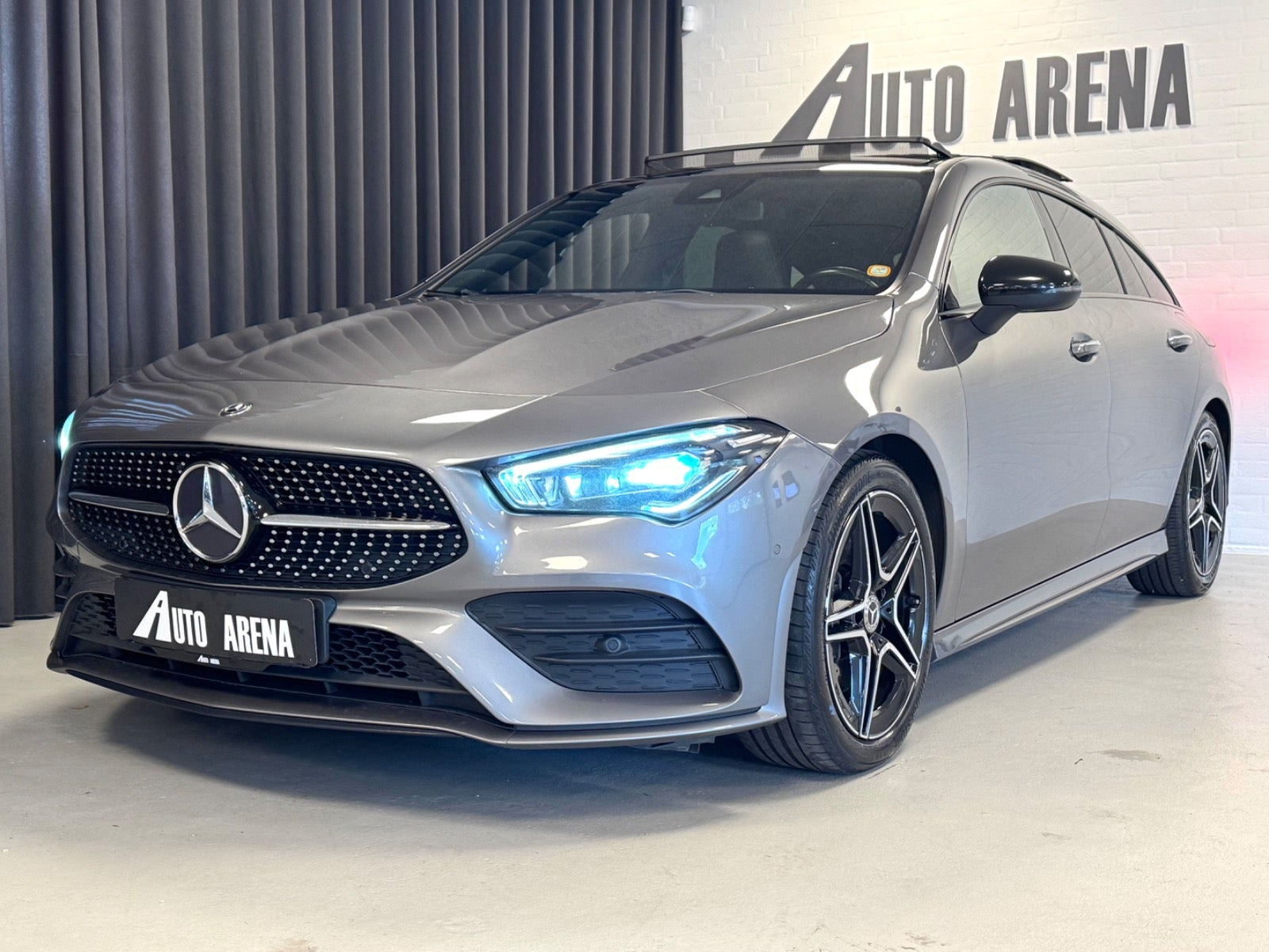 Grå Mercedes CLA220 d fra 2020