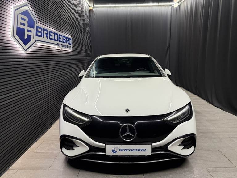 Mercedes EQE350+ AMG Line