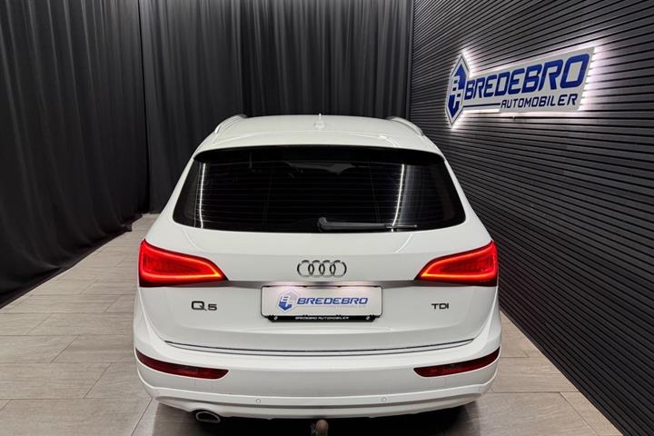 Hvid Audi Q5 fra 2016