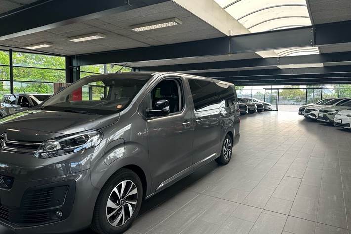 Grå Citroën ë-SpaceTourer fra 2022