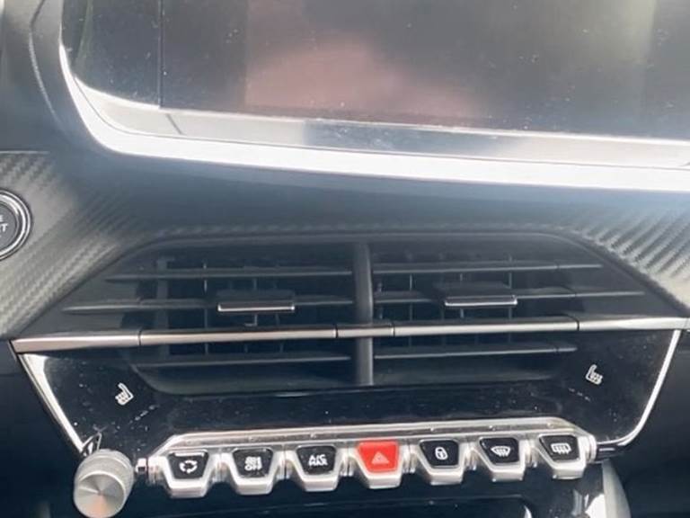 Peugeot 208 1,2 PureTech 100 Active Pack