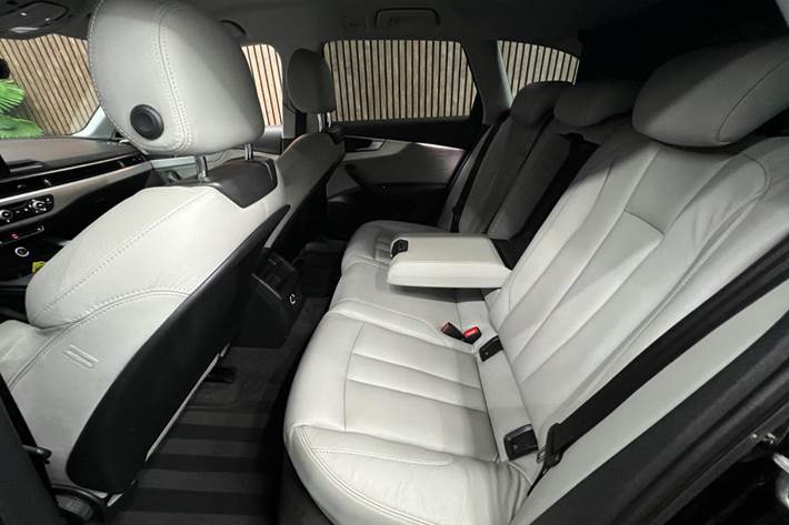 undefined Audi A4 fra 2016