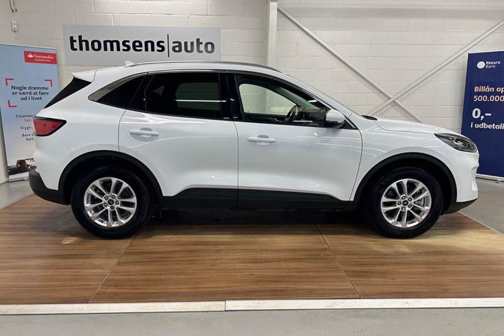 Hvid Ford Kuga fra 2021