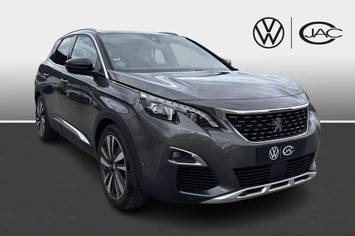 Grå Peugeot 3008 fra 2020