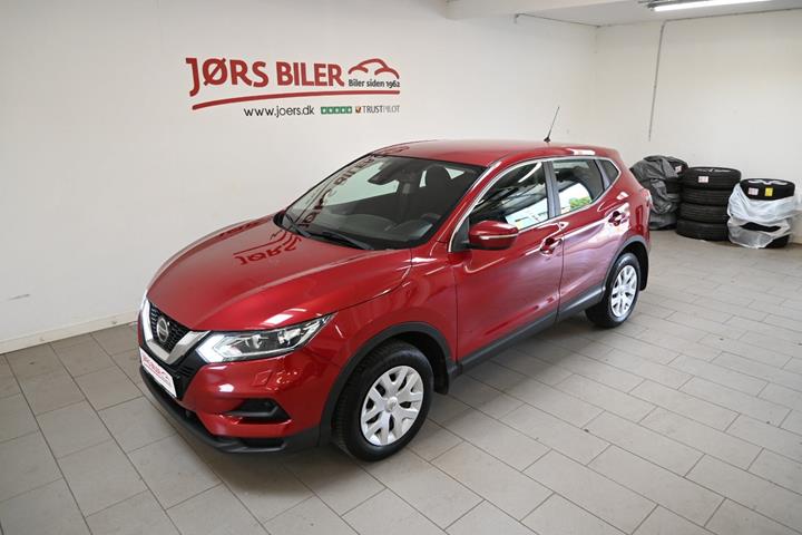 Rød Nissan Qashqai fra 2018