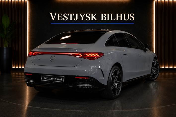 Grå Mercedes EQE350 fra 2023