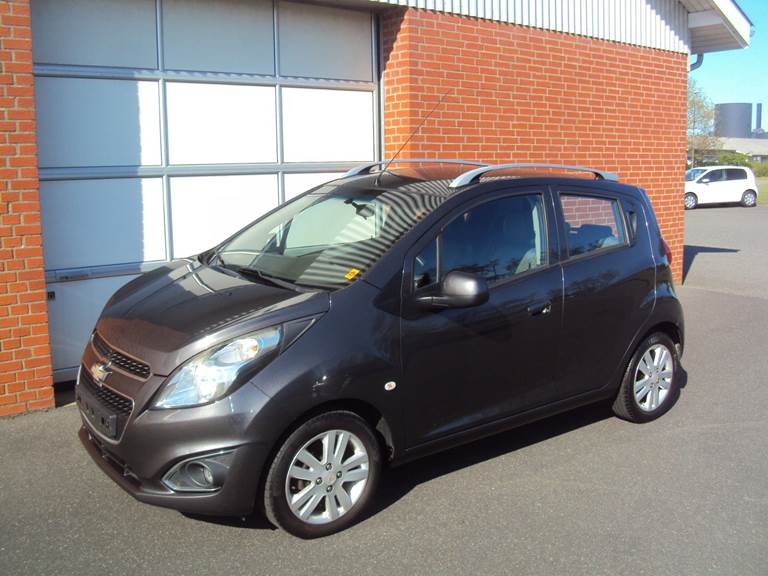 Chevrolet Spark 1,0 LT