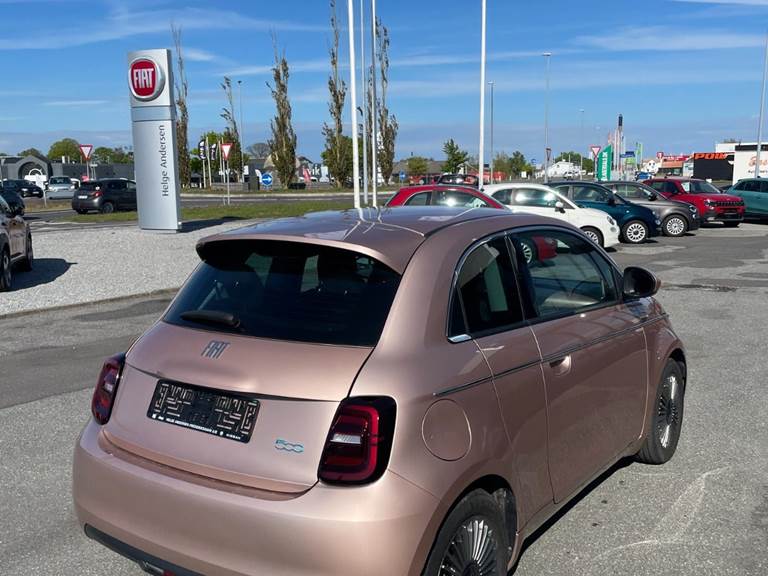 Fiat 500e 42 Icon 3+1