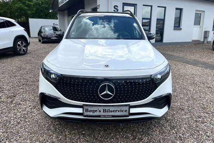 Hvid Mercedes EQB 250+ fra 2025