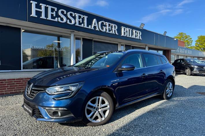 Blå Renault Megane IV fra 2018