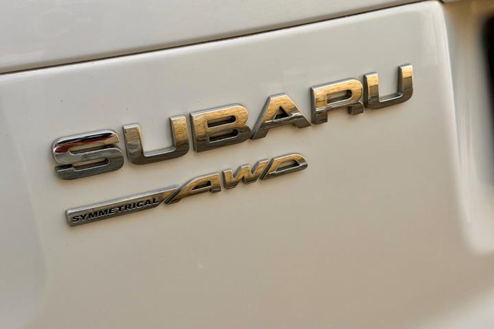 Hvid Subaru Forester fra 2019
