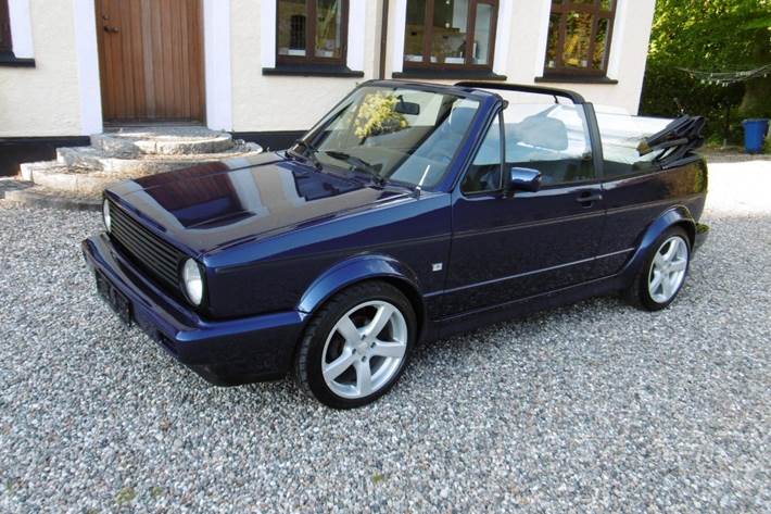 Blå VW Golf III fra 1990