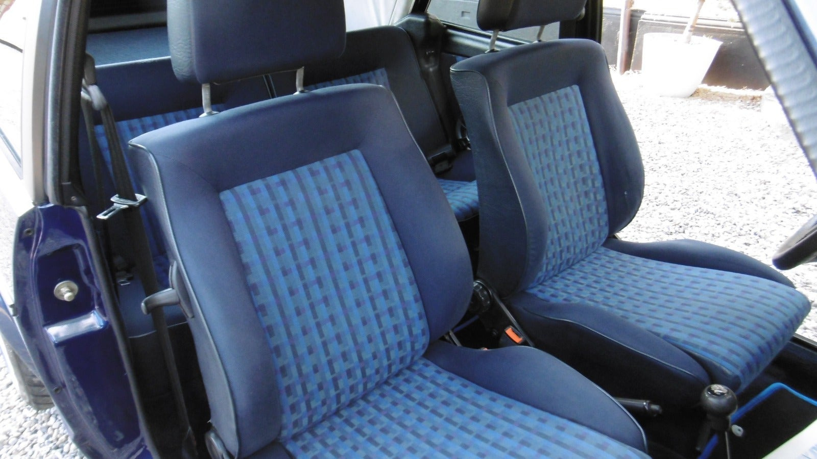 Blå VW Golf III fra 1990