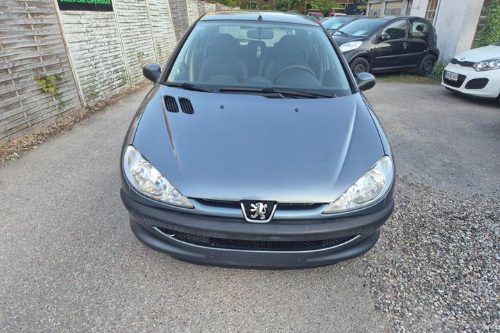 undefined Peugeot 206 fra 2007 set udefra