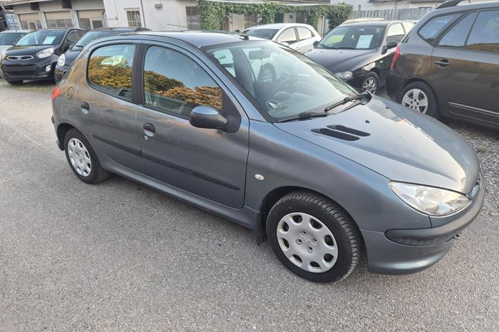 undefined Peugeot 206 fra 2007