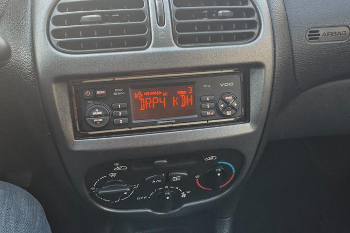 undefined Peugeot 206 fra 2007
