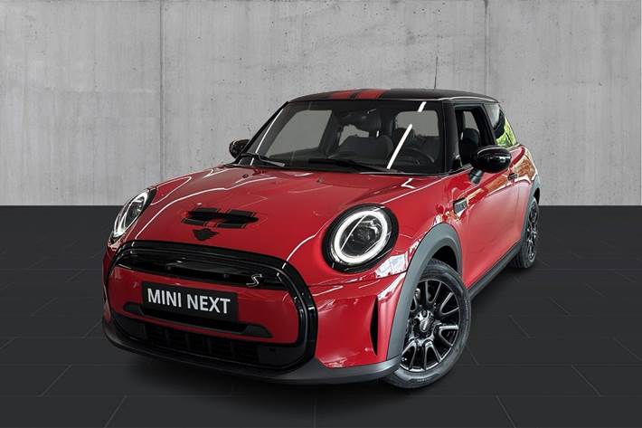 Rød Mini Cooper SE fra 2022
