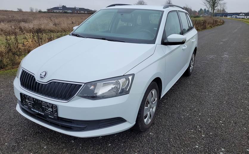 Skoda Fabia 1,2 Combi TSI Ambition 90HK Stc
