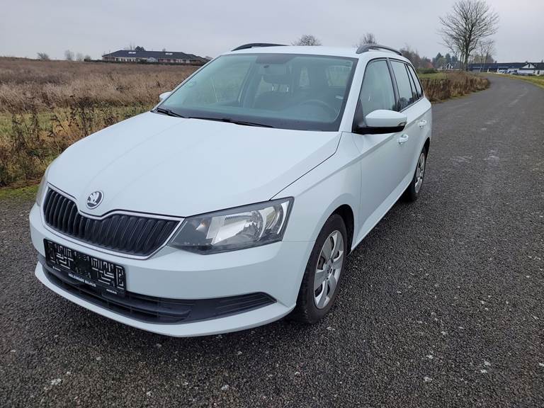 Skoda Fabia 1,2 Combi TSI Ambition 90HK Stc