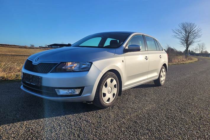 Sølv Skoda Rapid fra 2014