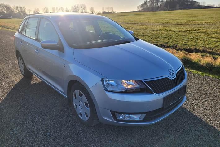 Sølv Skoda Rapid fra 2014