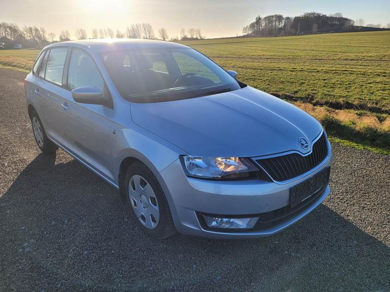 Skoda Rapid 1,2 Spaceback TSI Ambition 86HK 5d