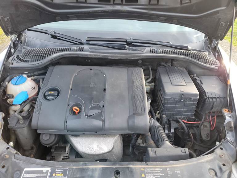 Skoda Octavia 1,6 FSI Elegance 115HK 5d