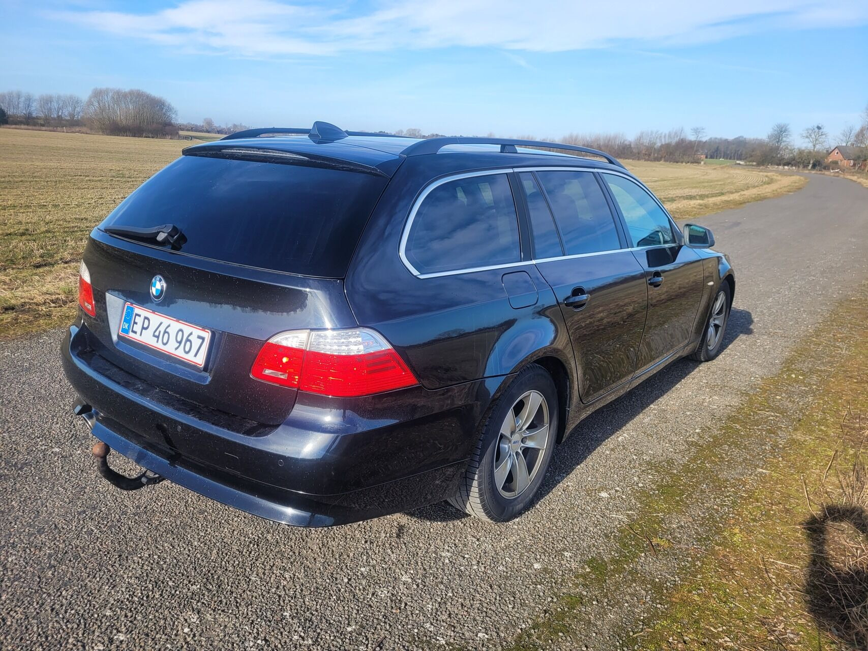 Sort BMW 520d fra 2010