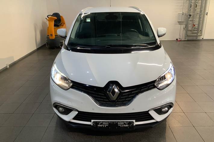Hvid Renault Grand Scenic IV fra 2017