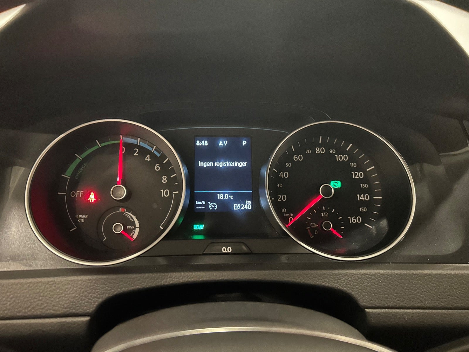 Grå VW e-Golf VII fra 2020