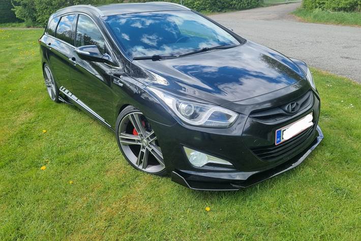 Sort Hyundai i40 fra 2014