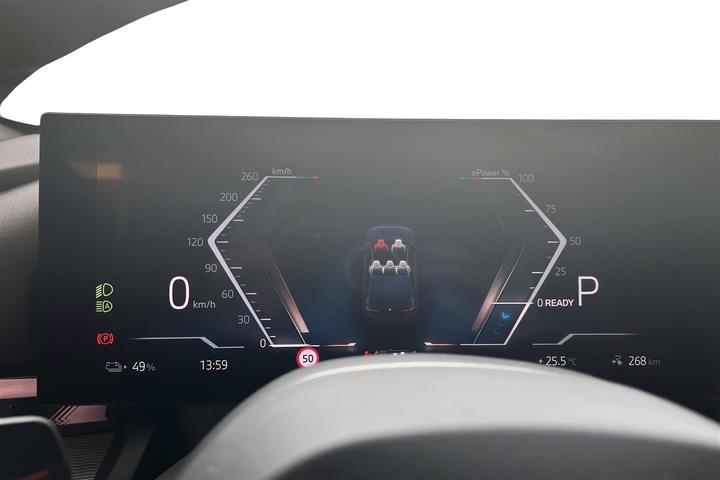 Grå BMW i5 fra 2025