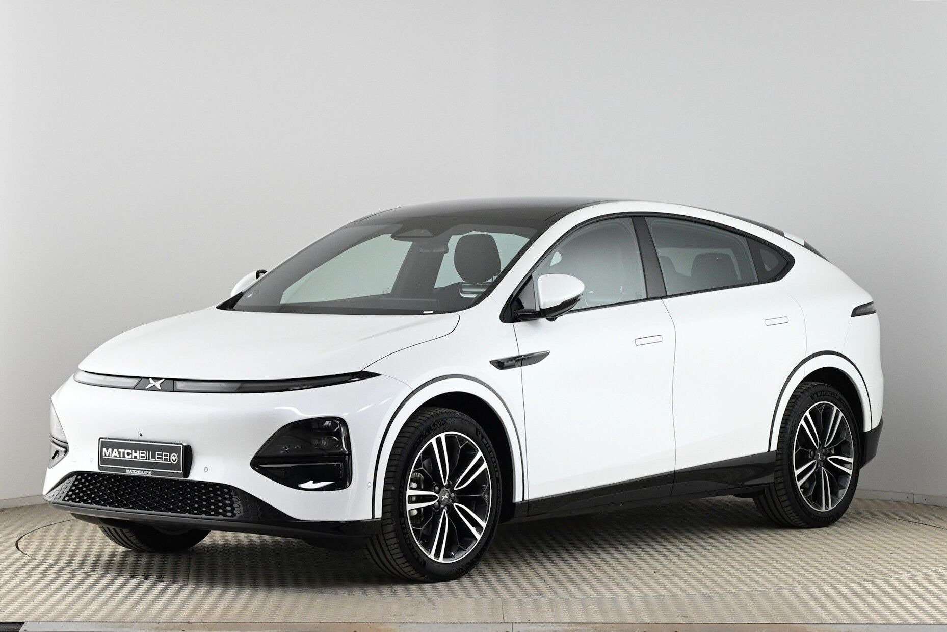 Hvid Xpeng G6 fra 2025