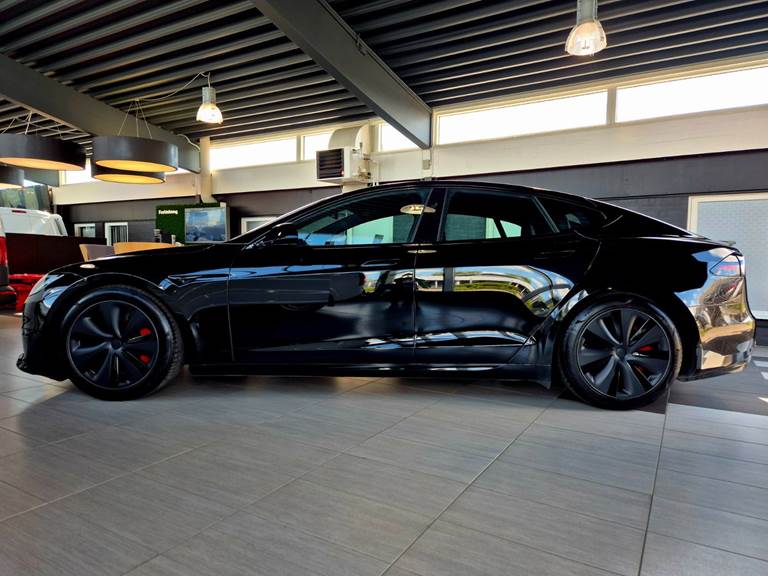 Tesla Model S Plaid AWD