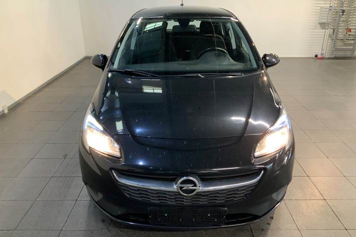 Sort Opel Corsa fra 2018