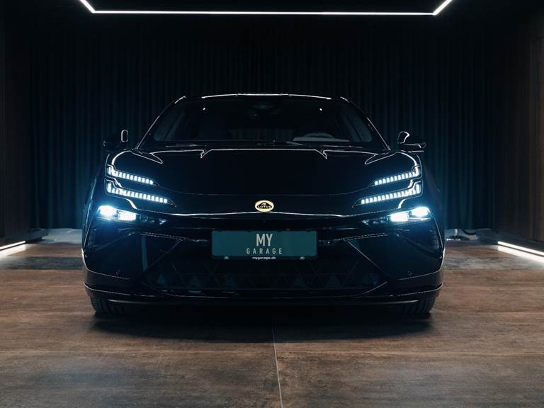 Lotus Emeya