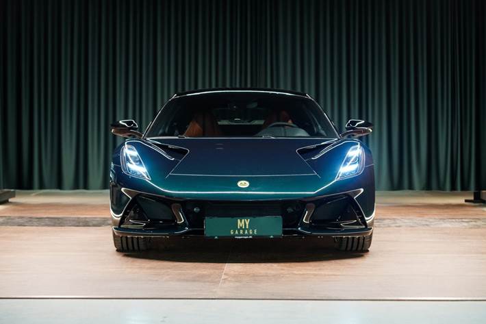 Grøn Lotus Emira fra 2023