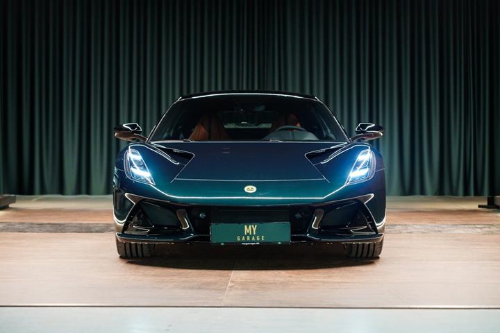 Grøn Lotus Emira fra 2023