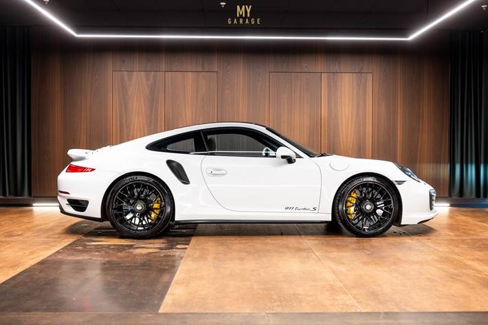 Hvid Porsche 911 Turbo S fra 2016