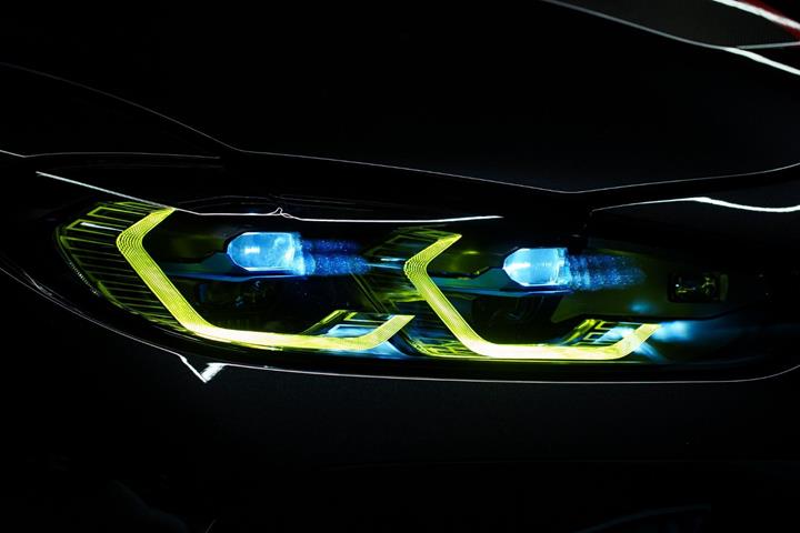 Sort BMW M4 fra 2023
