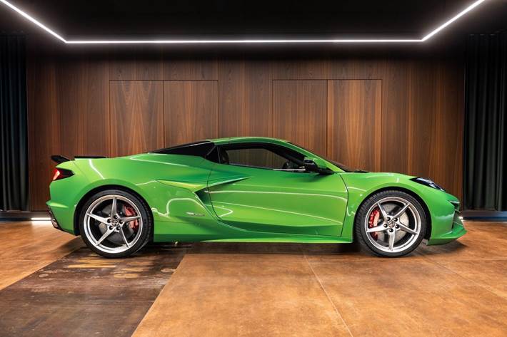 Grøn Chevrolet Corvette fra 2025