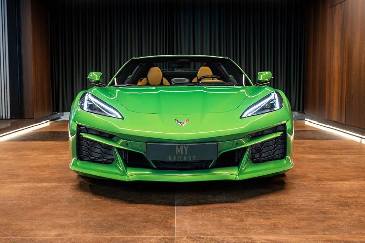 Grøn Chevrolet Corvette fra 2025