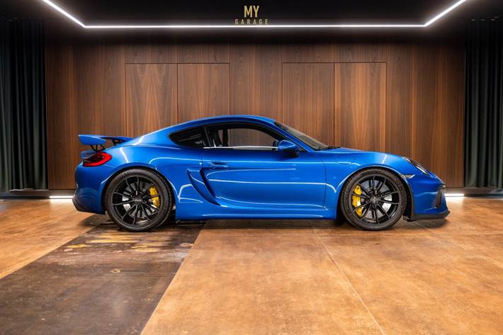 Blå Porsche Cayman GT4 fra 2016