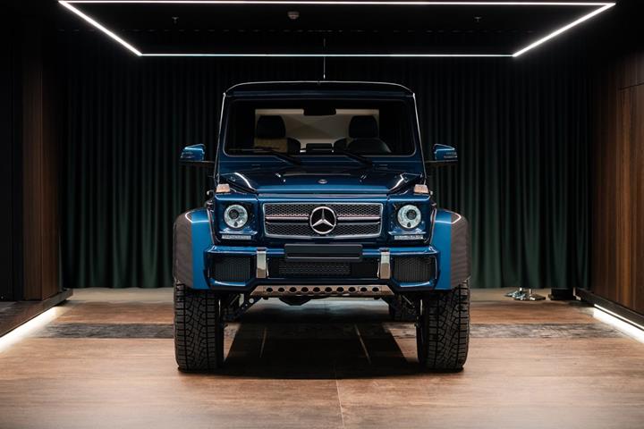 Blå Maybach G650 fra 2018 set udefra